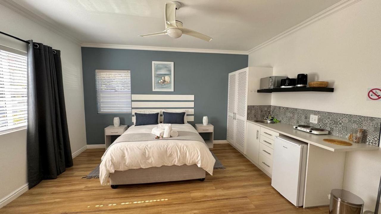 Plett57 - Self Catering - Room No1 Плеттенберг-Бей Экстерьер фото